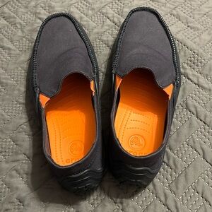 Navy Crocs with fabric. 09/13